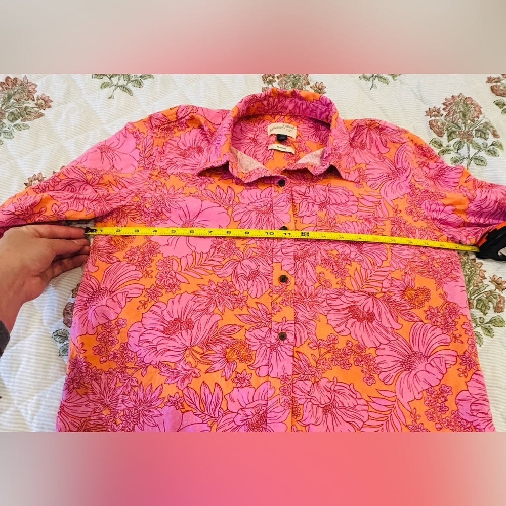 Universal Thread Vibrant Pink and Orange button down shirt women small tropical - Picture 7 of 7